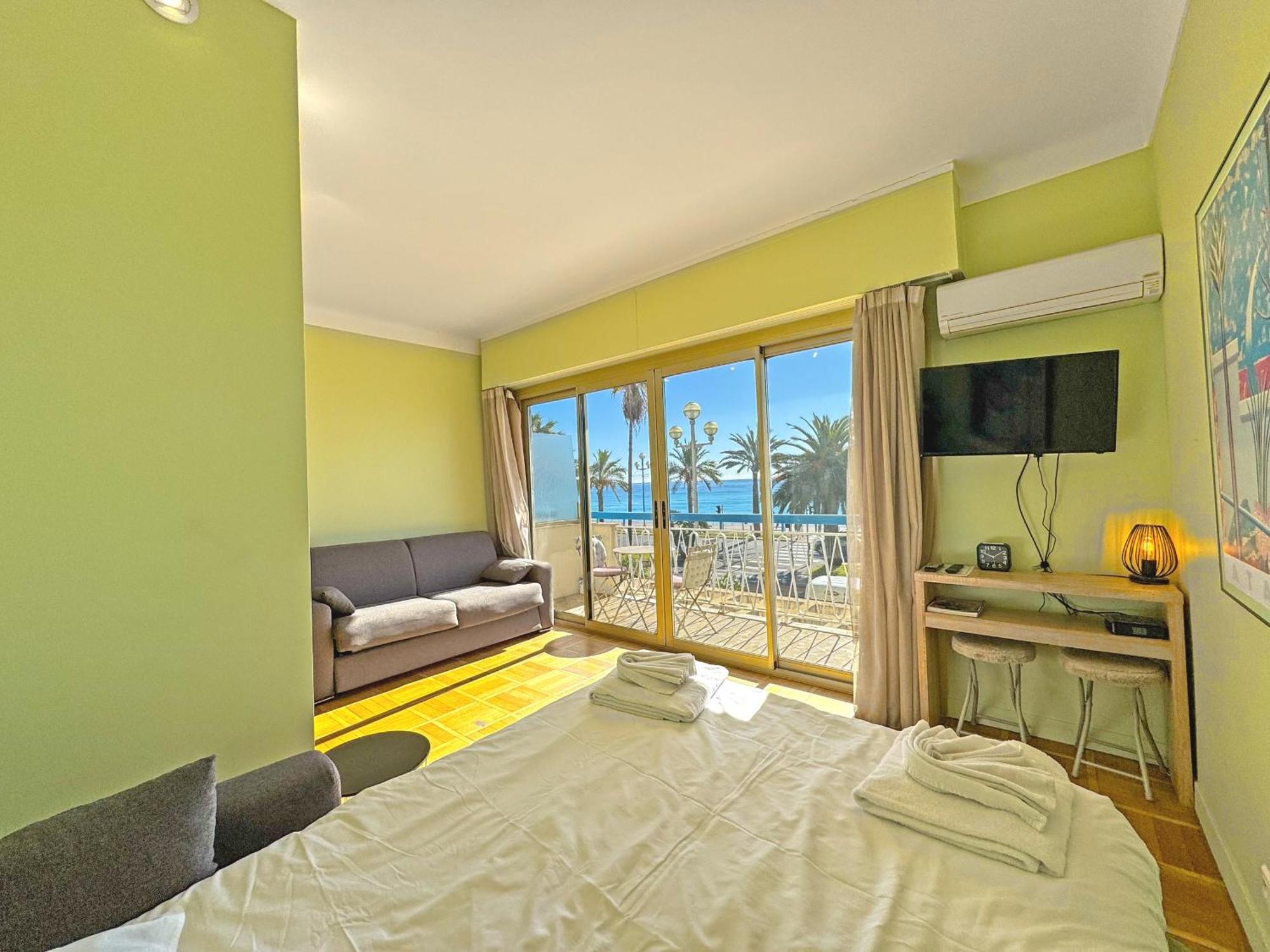 Promenade Holiday - Suffren Beach Nice Extérieur photo